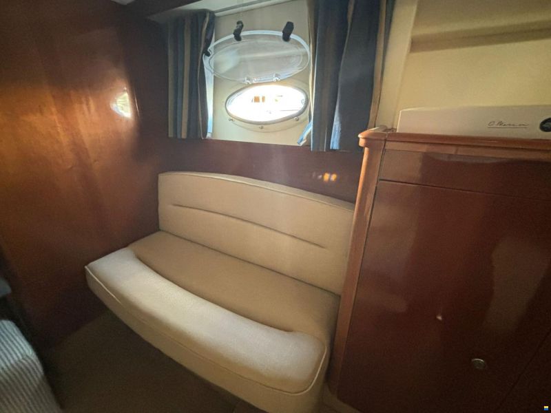 Princess V42