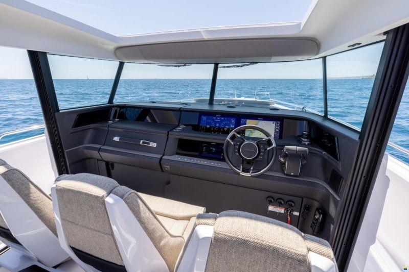 Axopar 45 XC Cross Cabin
