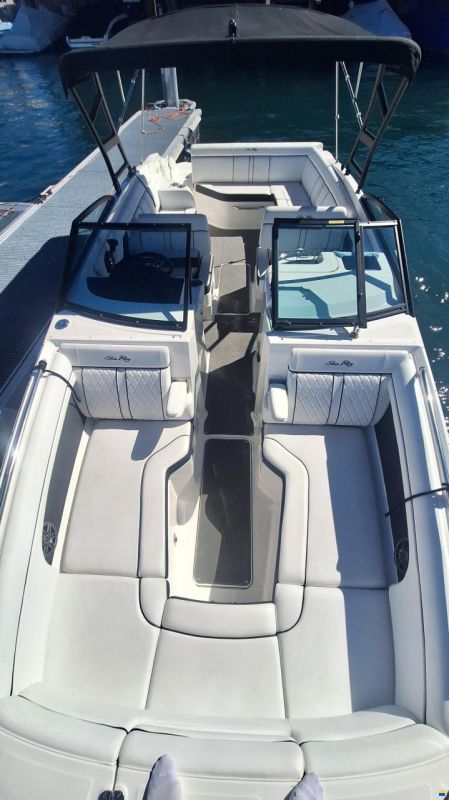 Sea Ray Sun Deck 270