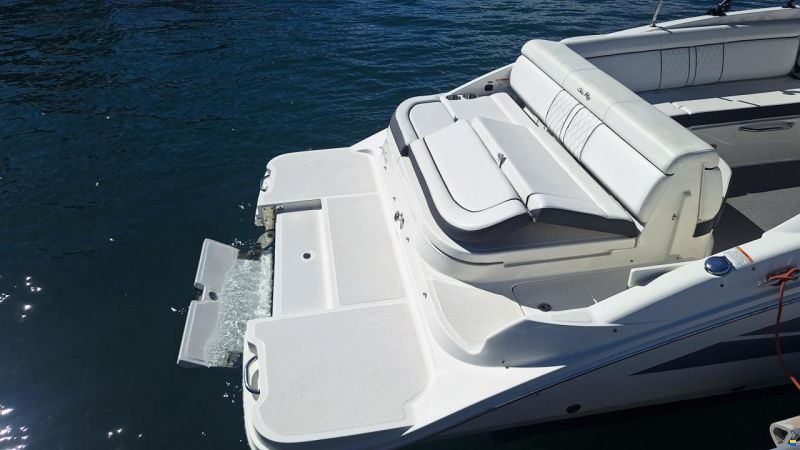 Sea Ray Sun Deck 270