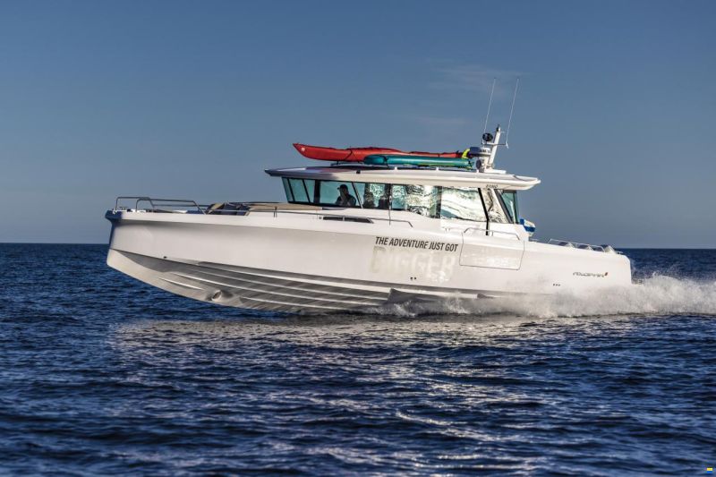 Axopar 45 XC Cross Cabin