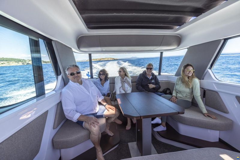 Axopar 45 XC Cross Cabin