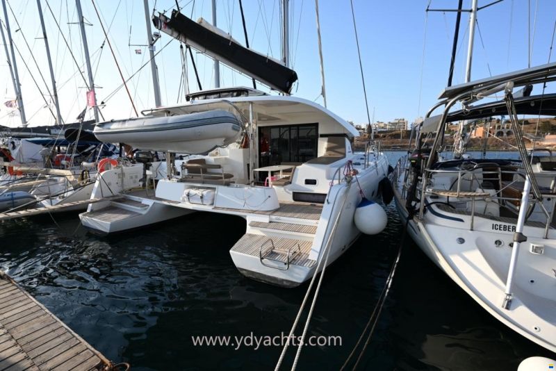 Lagoon 42