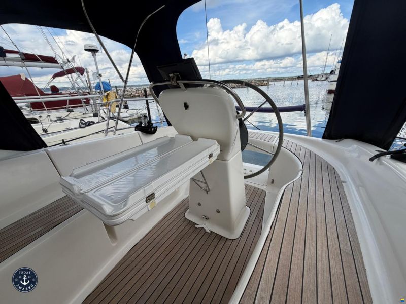 Bavaria 32