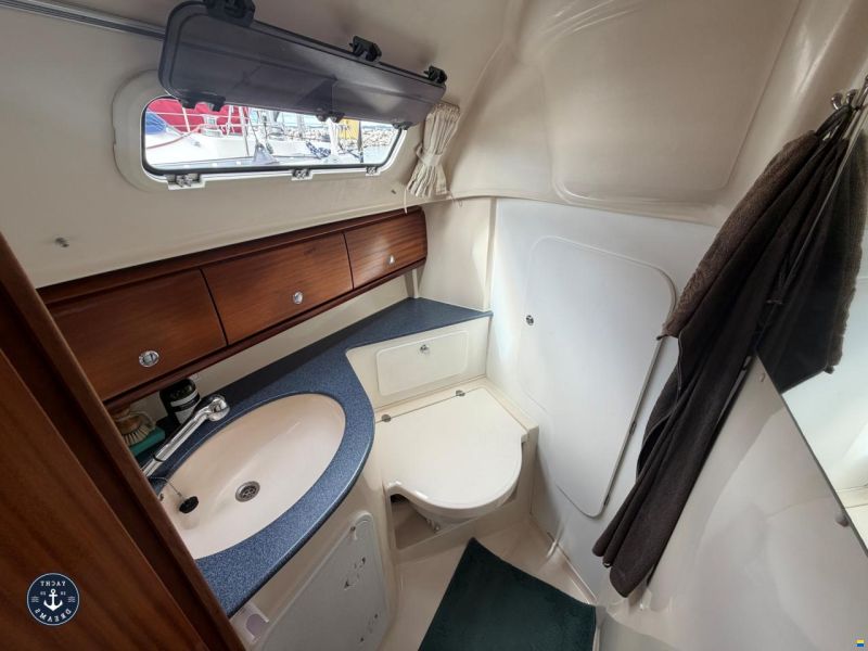 Bavaria 32