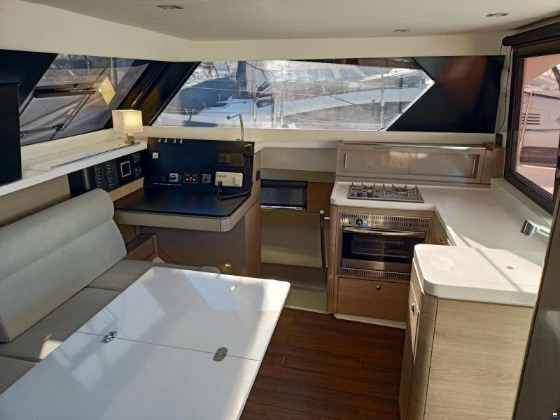 Aventura Yachts 34