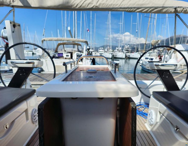 Dufour 430 Grand Large