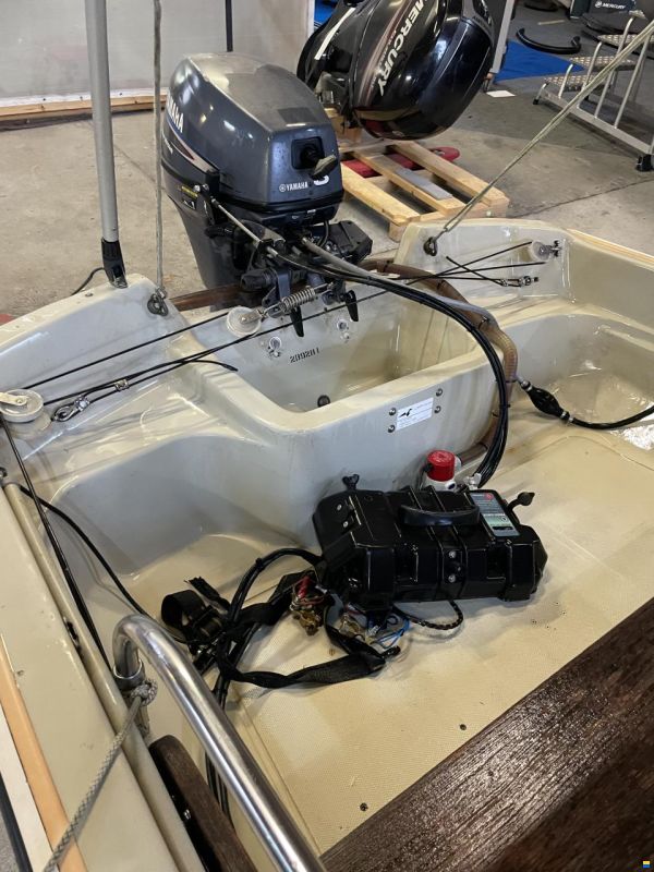 Boston Whaler Fisher-Pierce