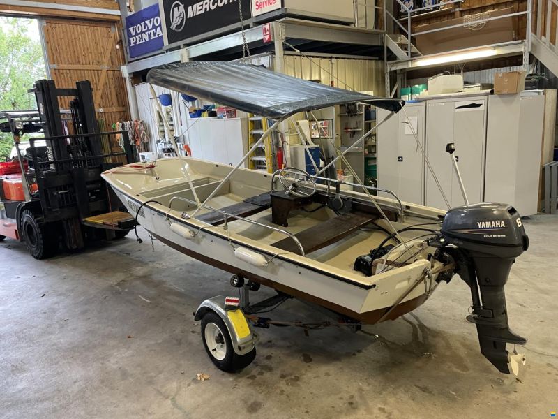 Boston Whaler Fisher-Pierce