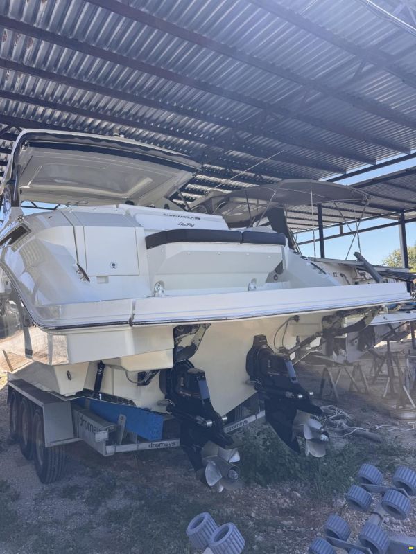 Sea Ray Sundancer 320 DME