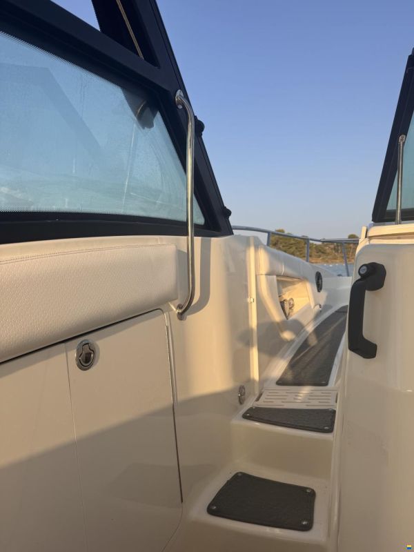 Sea Ray Sundancer 320 DME