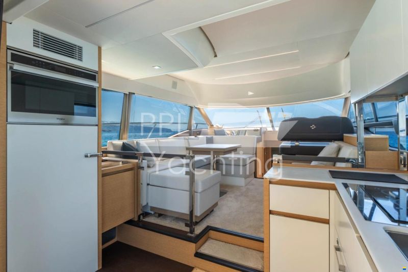 Prestige 460 Fly