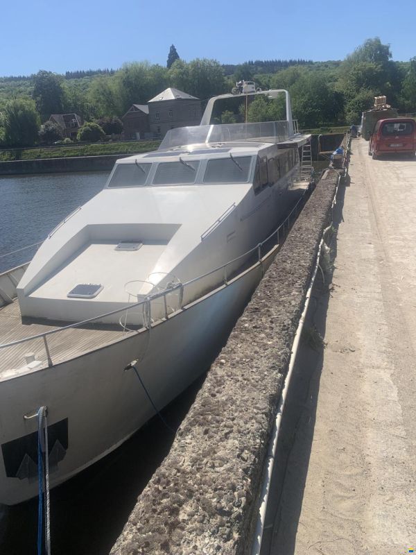 Yacht fabrication unique