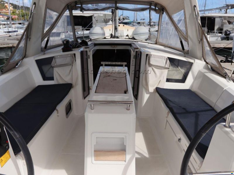 Beneteau Oceanis 35.1