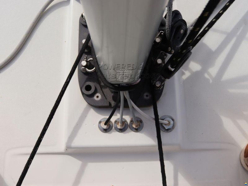 Beneteau Oceanis 35.1