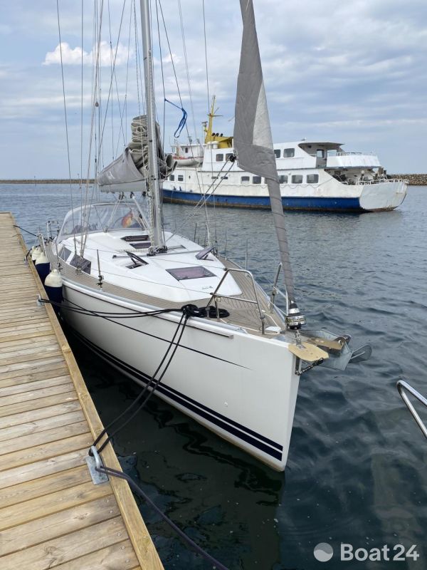 Hanse 375
