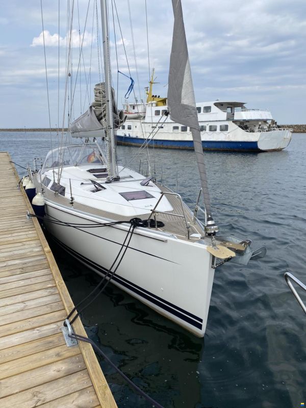 Hanse 375