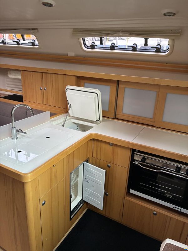 Hanse 375