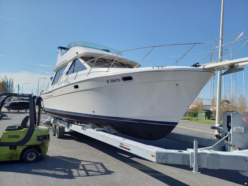 Bayliner 3988