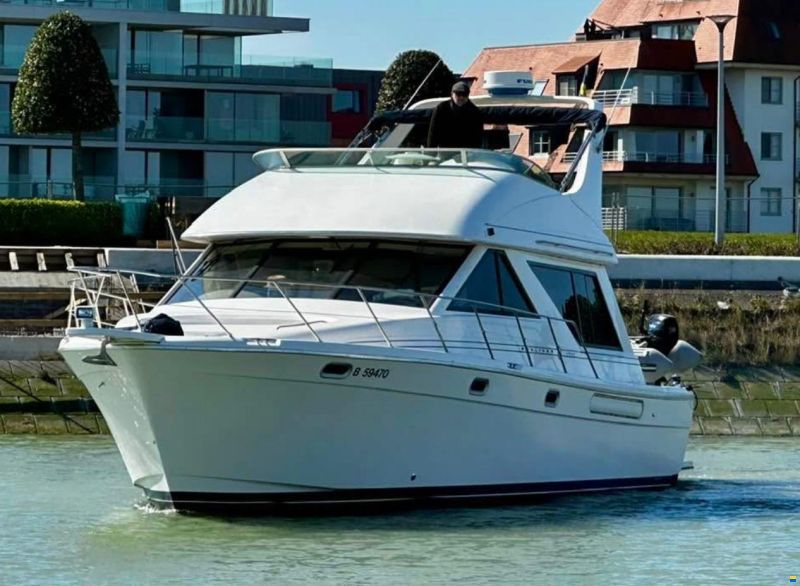 Bayliner 3988