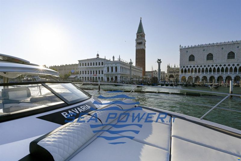 Bavaria SR 38 Open Top Charter
