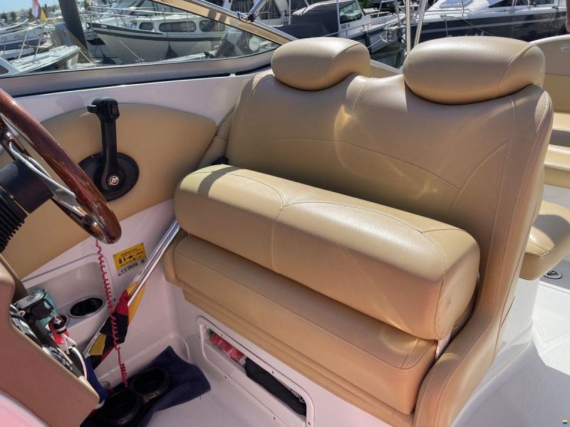 Crownline 280 CR