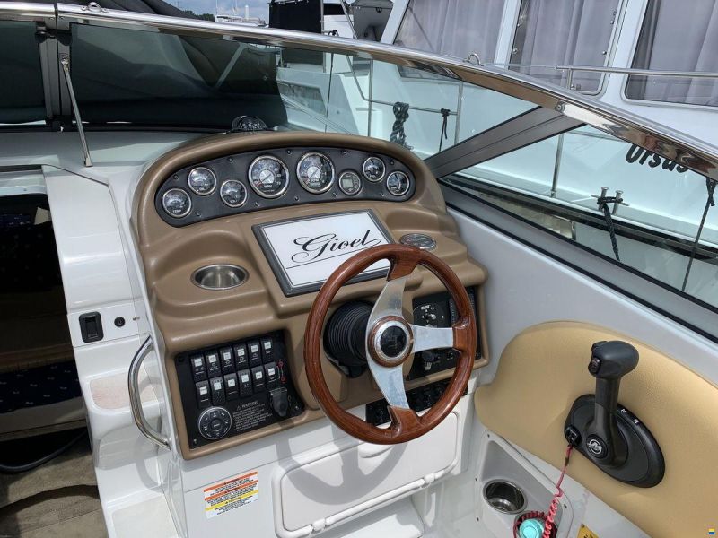 Crownline 280 CR