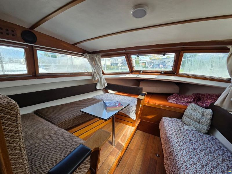 Coronet 32 Oceanfarer