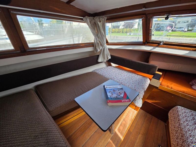 Coronet 32 Oceanfarer