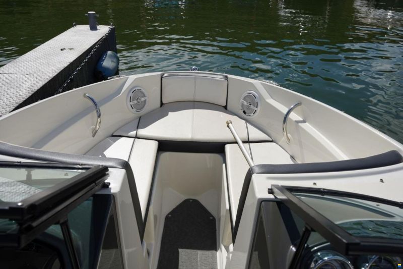 Sea Ray 190 SPORT