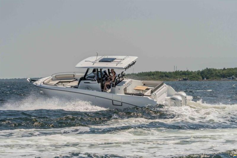 Jeanneau Cap Camarat 10.5CC