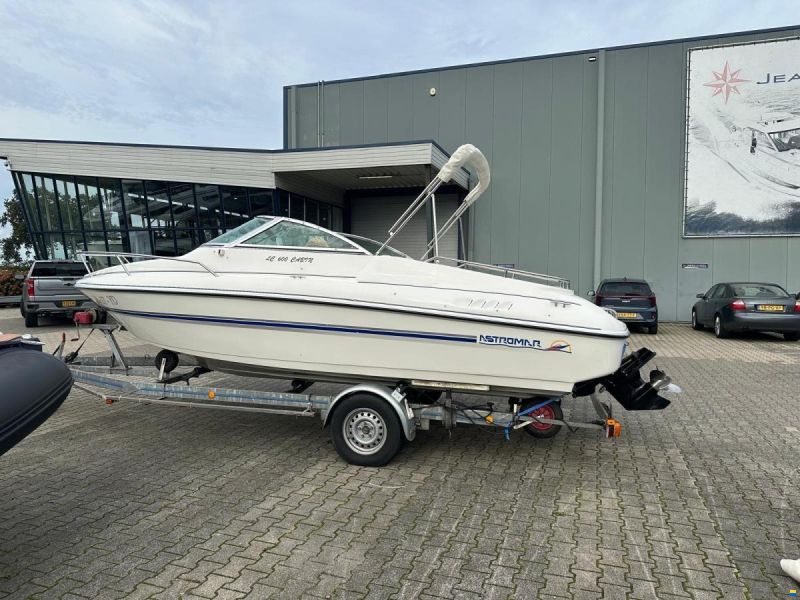 Astromar LC600 Cabin