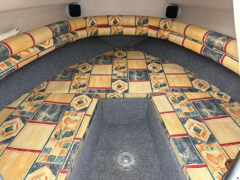 Astromar LC600 Cabin