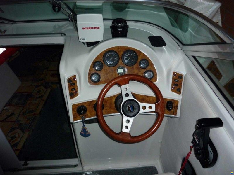 Astromar LC600 Cabin
