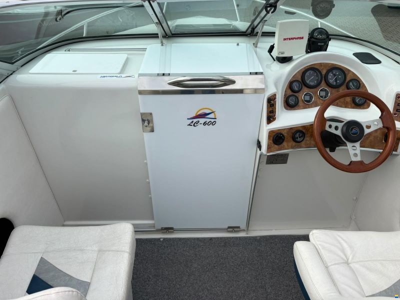 Astromar LC600 Cabin