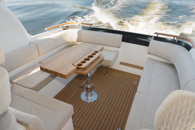 Marex 310 Sun Cruiser