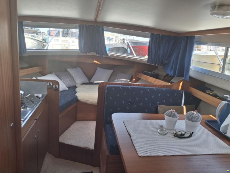 Marco Yachts 860AK