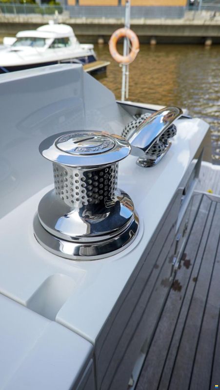 Sunseeker Predator 57