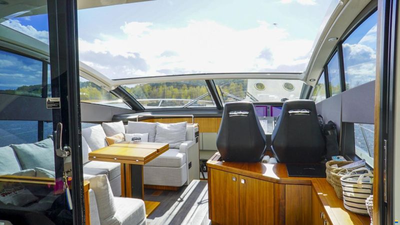 Sunseeker Predator 57