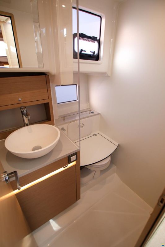 Delphia 11 Flylounge