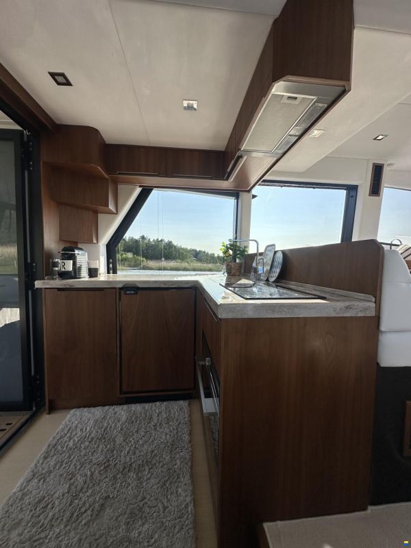 Galeon 460 Flybridge