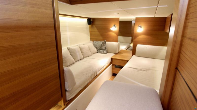 Delta Powerboats 54