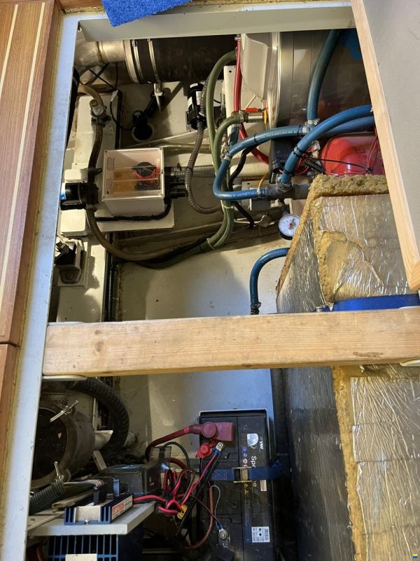 Vri-Jon Contessa 40 EX