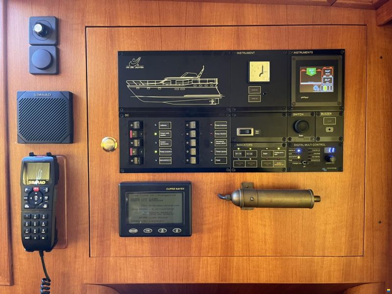 Vri-Jon Contessa 40 EX
