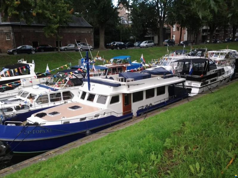 Trapper 1700 Lux