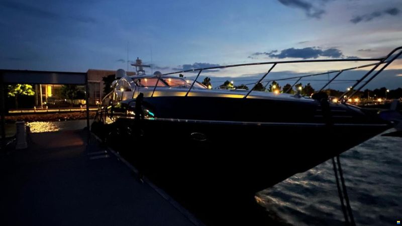 Sunseeker Predator 62