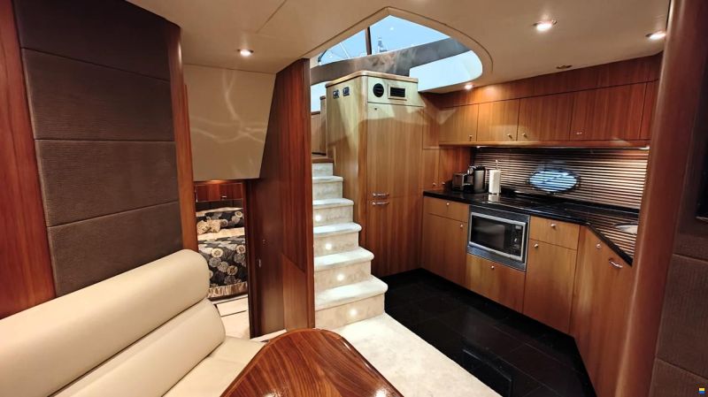 Sunseeker Predator 62