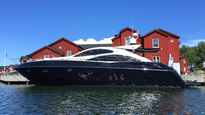 Sunseeker Predator 62