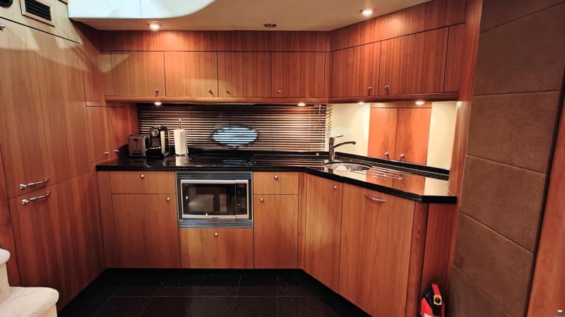 Sunseeker Predator 62