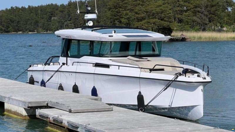 Axopar 45 XC Cross Cabin